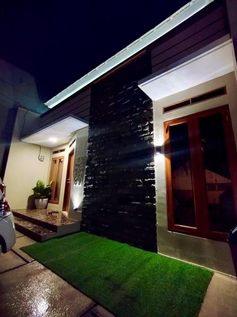 Blezz Nirwana Tasik Rumah liburan Tasikmalaya